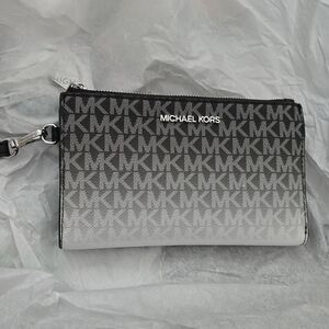 Michael Kors Ombre Signature Zip Wallet Wristlet - Gray to Black